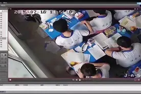 衡中教室高清摄像头曝光：通往清北的路，是用卷子铺出来的图片