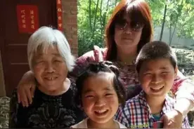 母亲节 | 年逾古稀的母亲慈祥的爱图片