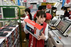 日本市场Switch一机难求 二手机比官方新机定价高千元图片