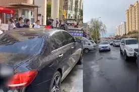 母亲节奔驰女看望妈妈，进小区受阻拒挪车致堵塞视频封面