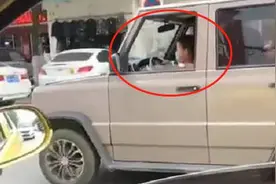 安徽一名9岁男孩开车上路！亲妈被罚图片