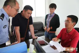 市司法局到师宗检查社区矫正安全稳定工作图片