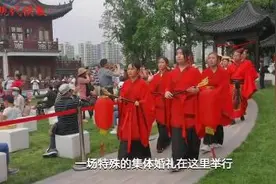 “战袍”换嫁衣！这个“520”20对抗疫情侣兑现婚约图片