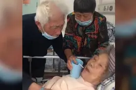 97岁奶奶不肯吃药急哭99岁爷爷 详细经过现场图这样的爱情令人羡慕图片