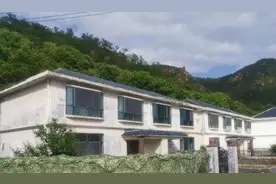 今日舆论场｜山东一别墅10年无人认领引热议 房主现身图片