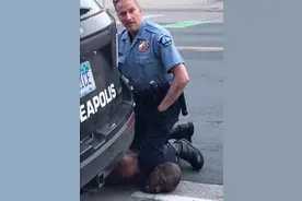 美警暴力执法致非裔男子死亡引骚乱 白宫要求加快调查图片