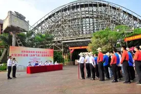 六一即将来临，南宁对儿童游乐设施进行大检查图片