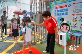 图集｜萌娃“归笼”！返园第一天这样过图片