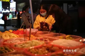南宁出台“路边摊”新规：居民区附近允许免费设置临时摊点图片