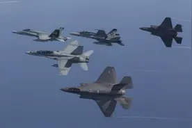 澳大利亚皇家空军的F-35战机数量不断增长图片