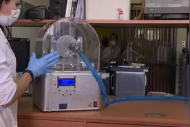 委内瑞拉研发出用回收材料制成的呼吸机视频封面