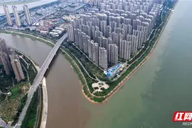 长沙再现“泾渭分明”奇观 每年都出现原因是这个图片