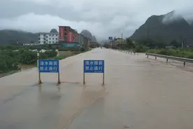 广西境内多处高速路段发生塌方交通受阻 正全力处置图片