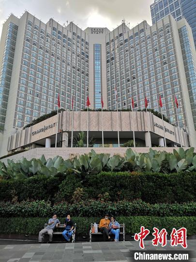 印尼首都雅加达“新常态”前“过渡期”首日见闻