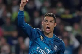 C罗年轻时早餐也喝可乐 吉格斯：他戴帽后说自己想喝啥就喝啥图片