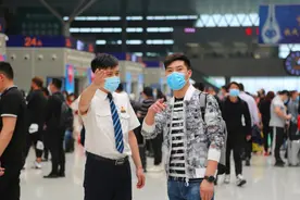 7月1日起全国铁路运行图调整，郑州站新增多趟旅客列车图片