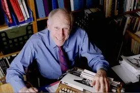 美国著名出版人巴尼·罗塞特与无休止的自由阅读斗争图片