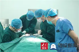 淄博男子两耳长出“肉疙瘩”打耳洞也存在风险图片