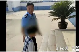 萌娃不愿上幼儿园，被奶奶“扭送”到派出所图片