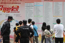 华为、迪士尼都来了！一大批岗位助应届生冲刺求职季图片