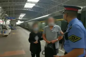 10岁男孩和爷爷去南京却走错站台 火车接力帮爷孙团聚图片