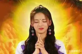 火箭少女101解散，杨超越崩溃式告别乐坏网友图片