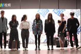 IN视频丨8个“00后”高中生穿越疫情，与心交流图片