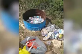 休假时间进山捡垃圾，男子5年捡4万瓶子视频封面