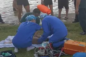 6岁男孩跟爸爸在东江游泳，脱离游泳圈溺亡图片