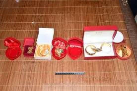 “95后”归国华侨、声甜貌美“白富美”？警惕！也有可能是大妈图片