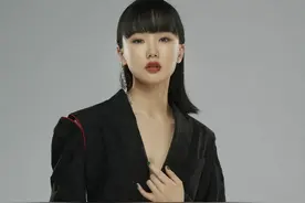 “造作姐姐”黄龄：我出来不是要迎合人家的图片