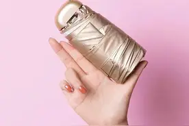 「夏季特供」晴雨两用，直面狂风暴雨！阻挡99%紫外线，零透光图片