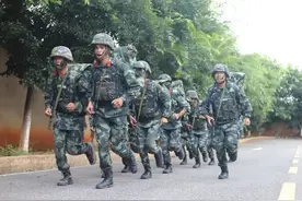 预备特战队员的蜕变重生图片