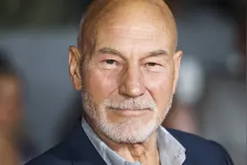 80岁“X教授”帕特里克·斯图尔特计划出回忆录图片