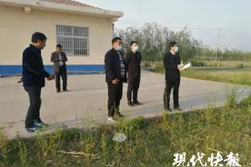 麦田旁有邻居家几十棵杨树，村民索要“采光权”败诉图片