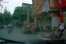 扶！路遇老人摔倒，南宁一网约车司机果断上前伸援手图片