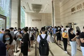 “成都最堵电梯”体验一下？图片