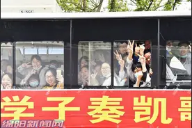 中考开考，4万少年冲刺梦想图片