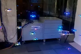 室内飞无人机担心互撞？研究人员开发AI算法来防撞图片