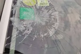 加油免费洗车 车被“破相”找谁说理？图片