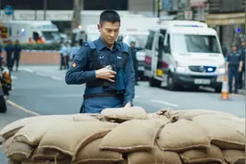 拆核弹、炸大桥……邱礼涛如何挑战演员极限？图片