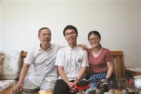 寮步学子考进全省理科前50名 清华、北大向他抛出橄榄枝图片