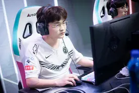 王思聪没食言，Puff崛起组成iG三叉戟图片