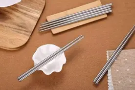 “公筷公勺”这样用才对图片