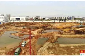 今年新动工项目过半进入基建图片