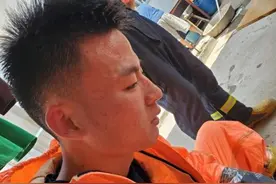 穿上消防服，他们是百姓守护者图片