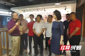 京东物流副总裁兼华中区总经理任广乐一行来白沙溪考察交流图片