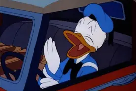 你打了个，我跟着打了个，接着他也打了个……完了，传染了？图片