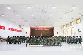 当“武林高手”邂逅军营……图片