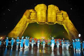 嗨啤一夏 | 青岛啤酒节三大会场最全交通攻略来了，收藏转发不迷路！图片